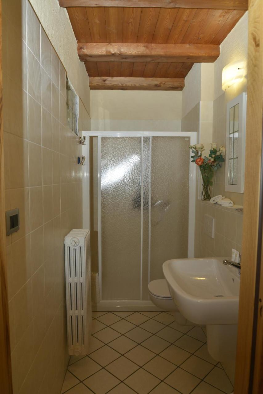 Agriturismo Ai Pruesot Bagnolo Piemonte Bagian luar foto