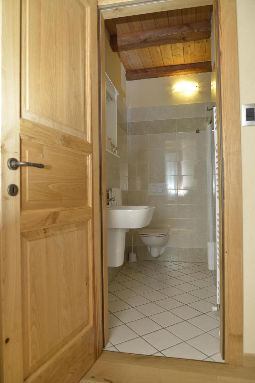 Agriturismo Ai Pruesot Bagnolo Piemonte Bagian luar foto