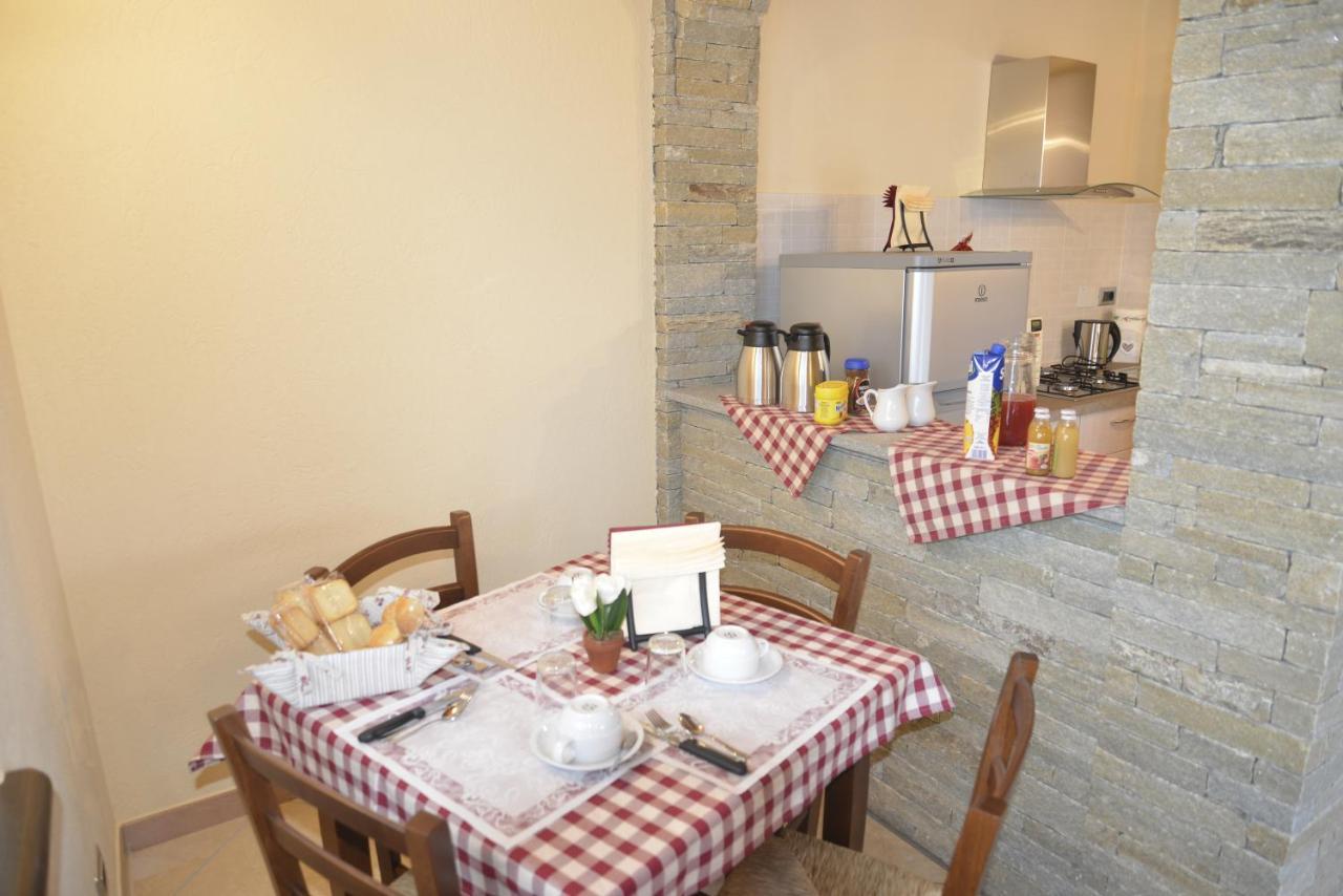 Agriturismo Ai Pruesot Bagnolo Piemonte Bagian luar foto