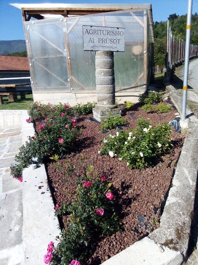 Agriturismo Ai Pruesot Bagnolo Piemonte Bagian luar foto